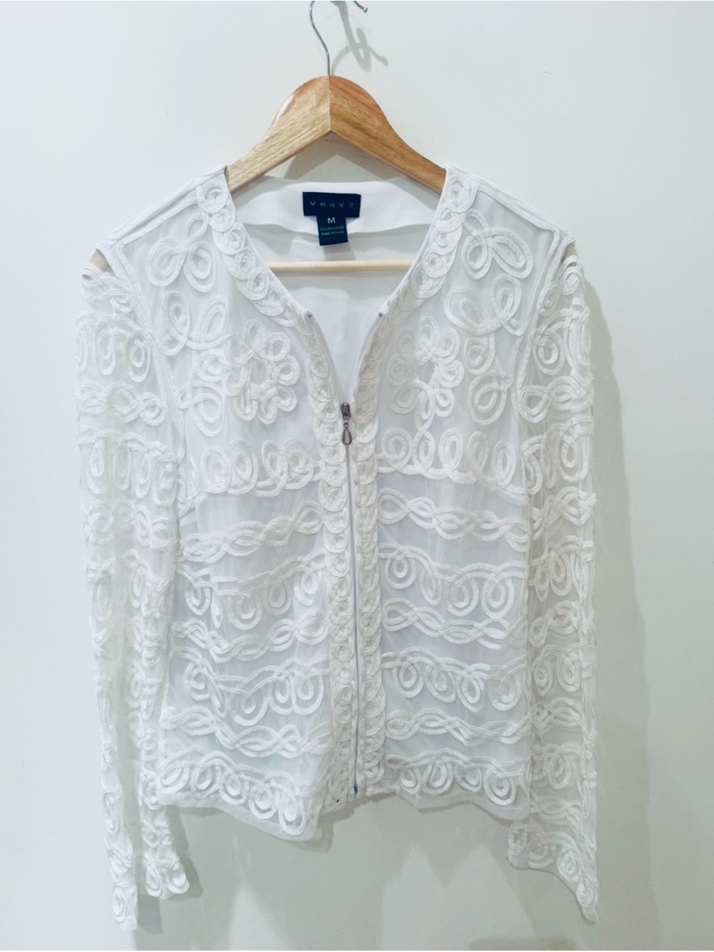 Weavz White Embroidered Zip-Front Lace Jacket. Size M.